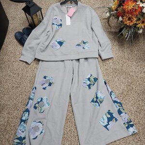 3694 Size Double Take NWT Upcycled 2 Piece Thick Quilt Look Lounge Set.